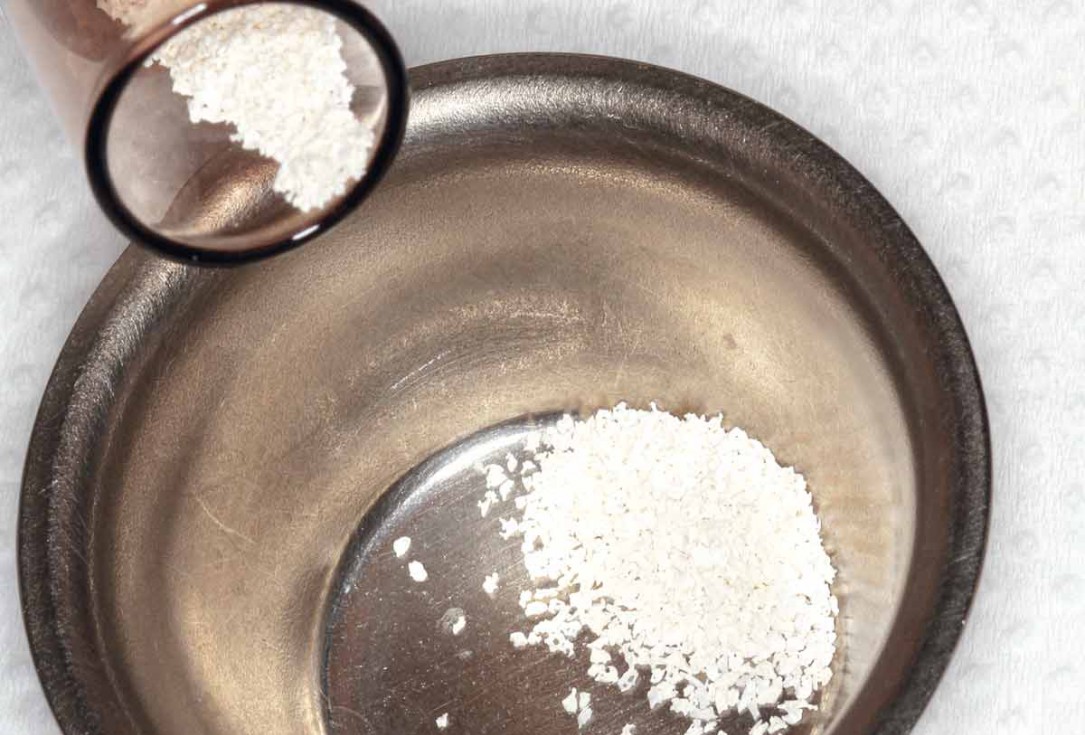 Socket preservation using cerabone® and Straumann® Emdogain® - Dr. S. Pelekanos